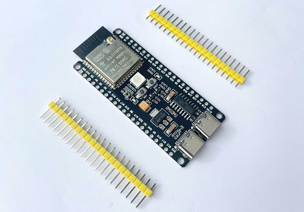 Moduł ESP32-S3 DevKitC-1 WROOM-1 N16R8 16MB flash WiFi bluetooth usb-c antena
