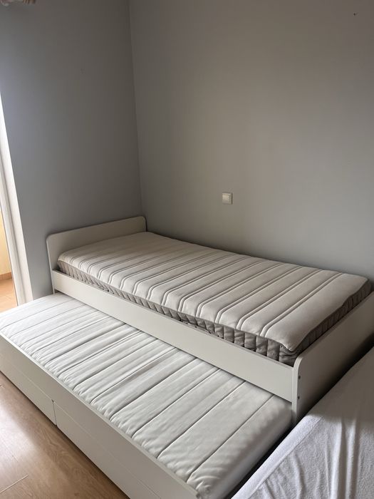 Cama individual / dupla, 80x200 cm, +2 gavetões, +2 colchões