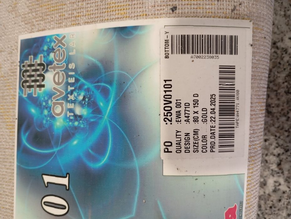 Tapete e carpete bebe e dourado509431977891614724