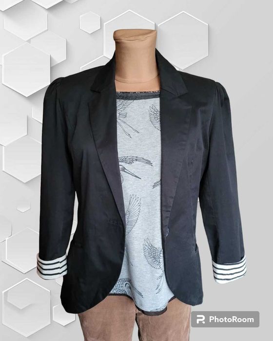 (164/14 lat/S/36) Żakiet czarny z podszewką białą w czarne paski