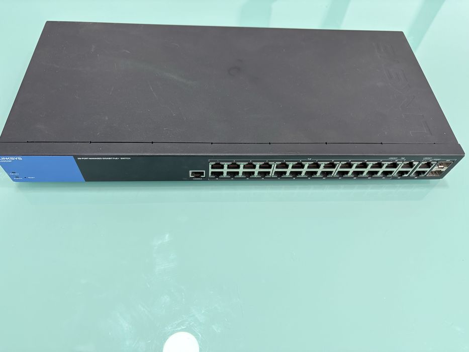 Switch Gigabit Linksys LGS528P 28-Port PoE+ Gerido [80]