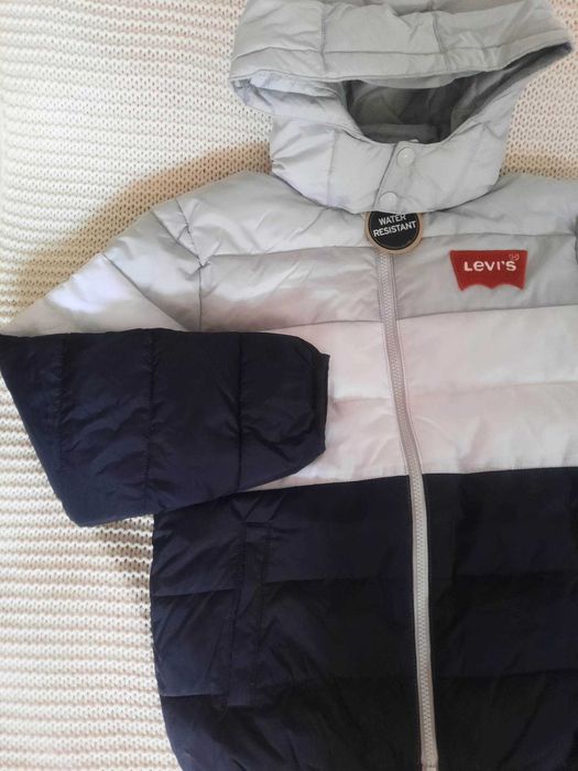 Levis świetna kurtka 140-152 cm (10-12)