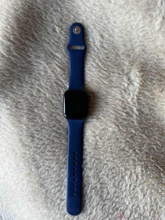 Apple Watch 8  32gb