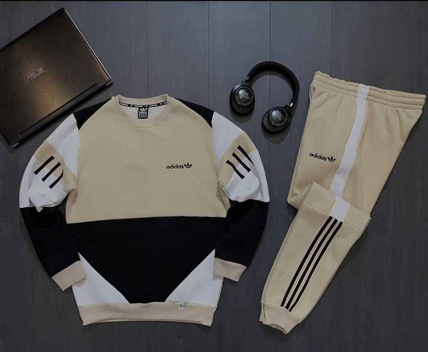 Весняний спортивний костюм Adidas на флісі. Світшот