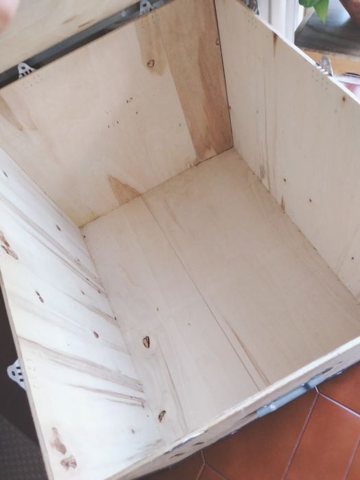 Contentor em madeira