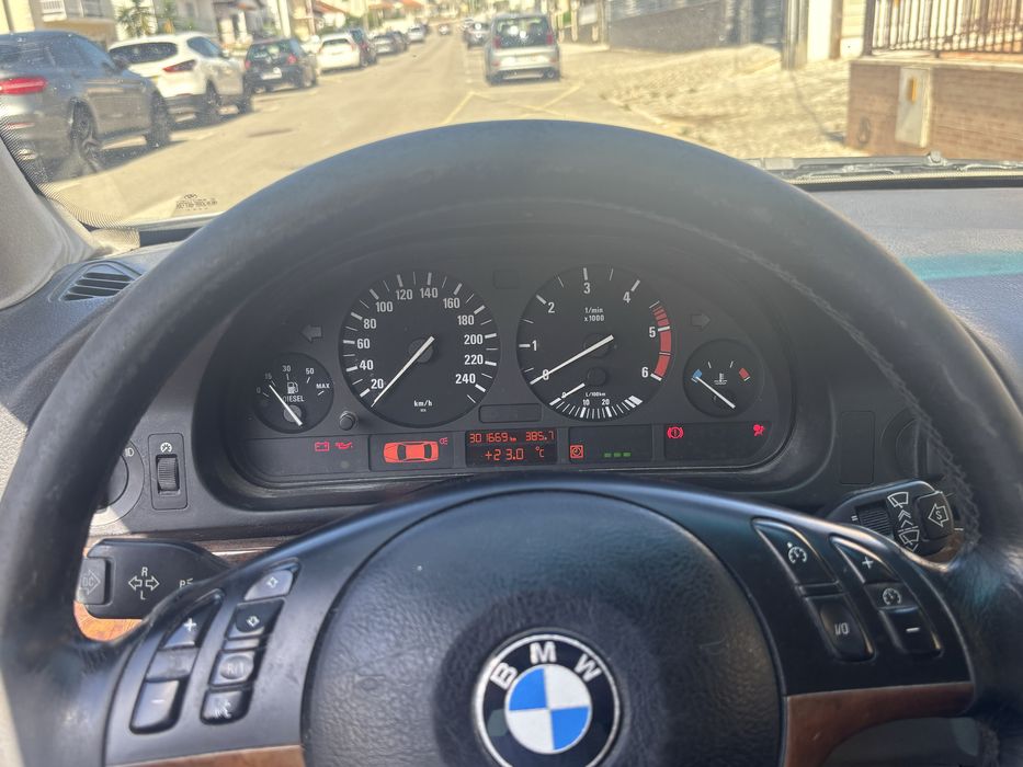 Bmw 520 e49 2001