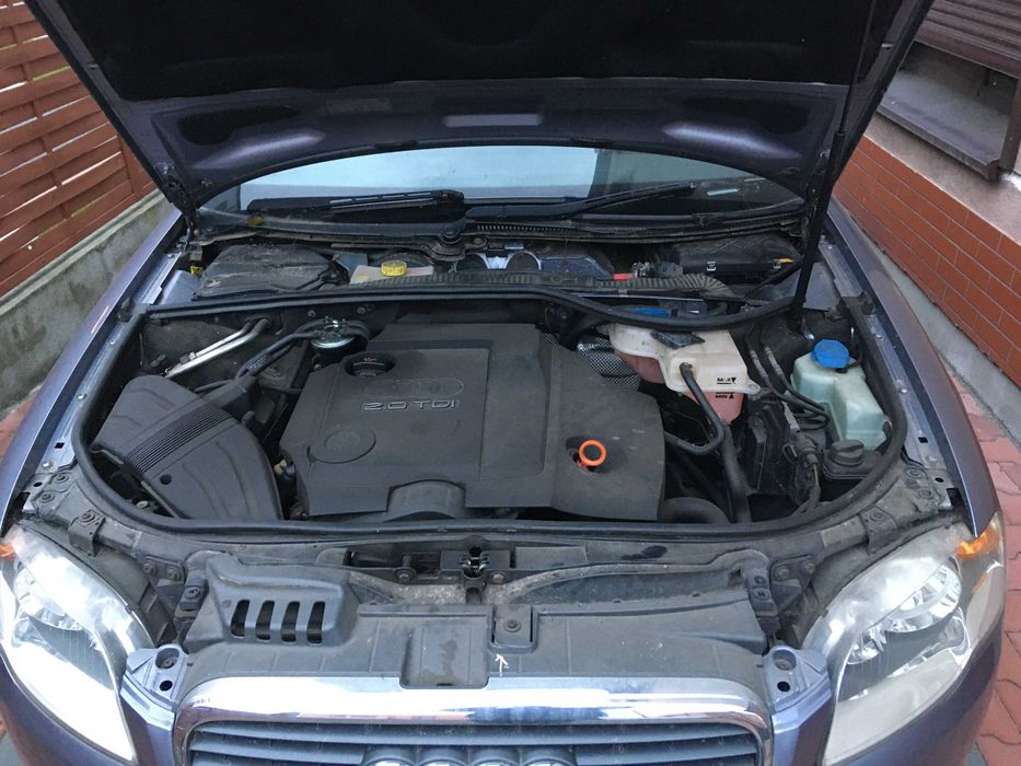 AUDI A4 B7 2.0TDI Węże wąż przewody rurki zbiorniczek zbiorniczki