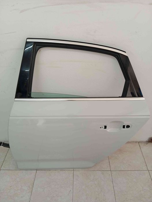 AUDI A4 B9 2022 Porta Trás Esquerda