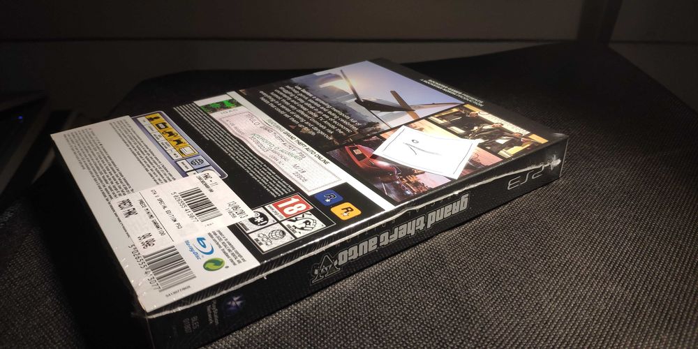 Grand Theft Auto V: Special Edition (Playstation 3) - Novo/Selado