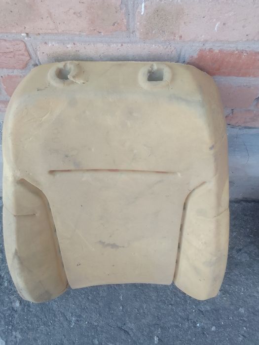 Паралон переднего сиденья водительского Джетта мк6