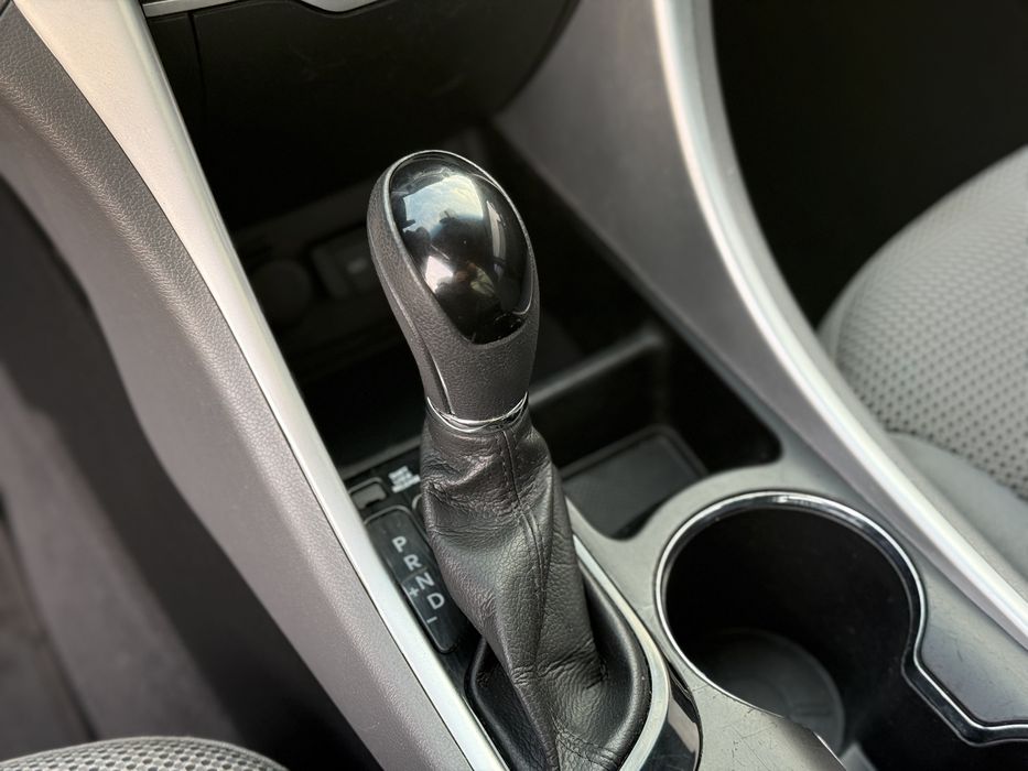 Продама Hyundai Sonata 2013 рік