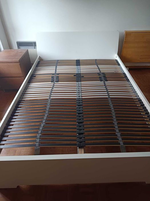 Estrato de cama IKEA branco