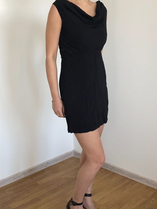 Sukienka czarna koronka S