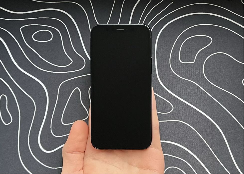 Отличный - iPhone 12 MINI - 128 гб - 84% АКБ - NEVERLOCK - BLACK