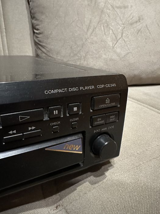 Vendo Aparelhagem de som SONY Multi Play Compact Disc Player CDP-CE345 nova!