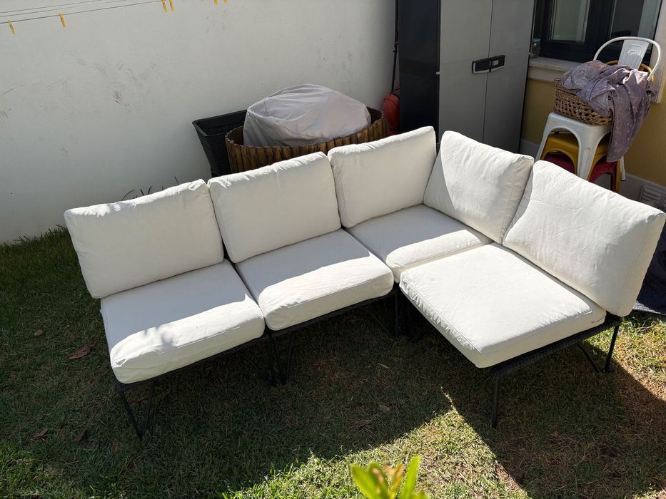 Sofá de Jardim Modular IKEA JUTHOLMEN (4 módulos) – Muito Bom Estado