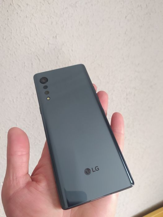 Продам LG Velvet новий