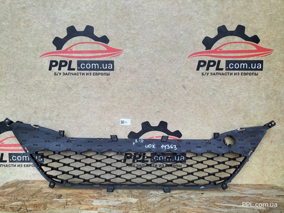 Hyundai i10 I 11-13 рестайлинг решетка бампера переднего 86522-0X200