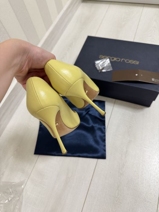 Туфлі лодочки Sergio Rossi оригінал