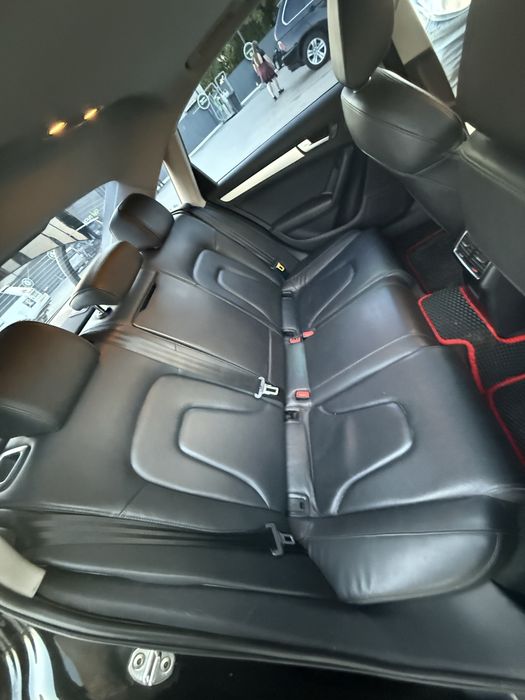 Audi A4 B8 Quattro 2.0 TFSI 211 к.с. Автомат  Продам Audi A4 B8 Quattro 2011 року.
