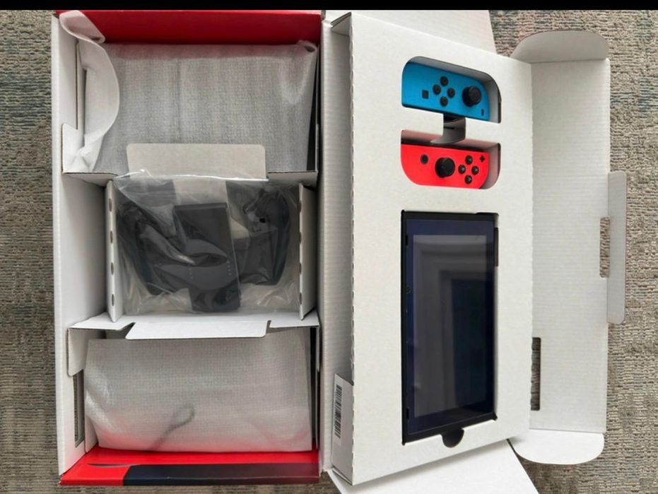 Nintendo Switch V2 Azul/Vermelho