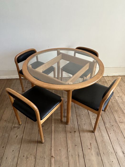 Conjunto Olaio Plenus – João Chichorro – mesa + 4 cadeiras
