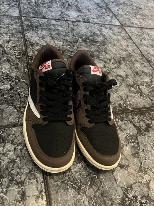 Nike air jordan Travis Scot