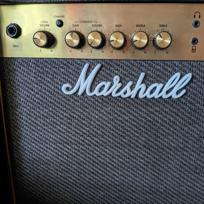 Amplificador Marshall MG15