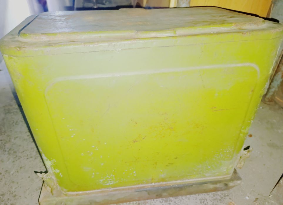 Срочно продам армійський бензогенератор АБ-1