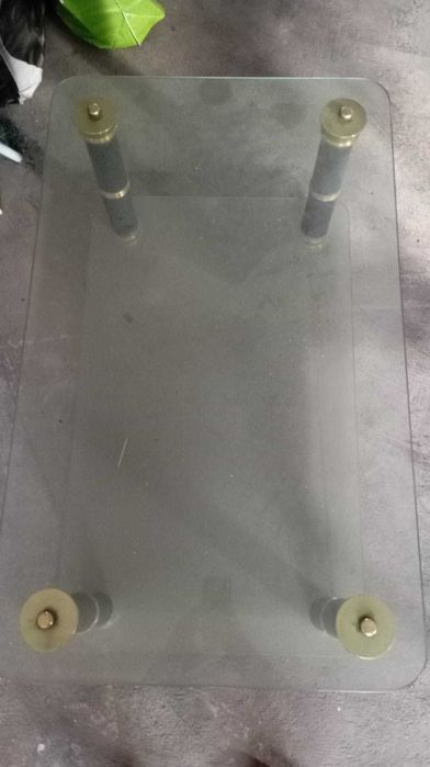 Mesa de vidro para a sala de estar