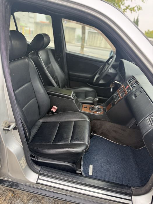 Mercedes benz c200