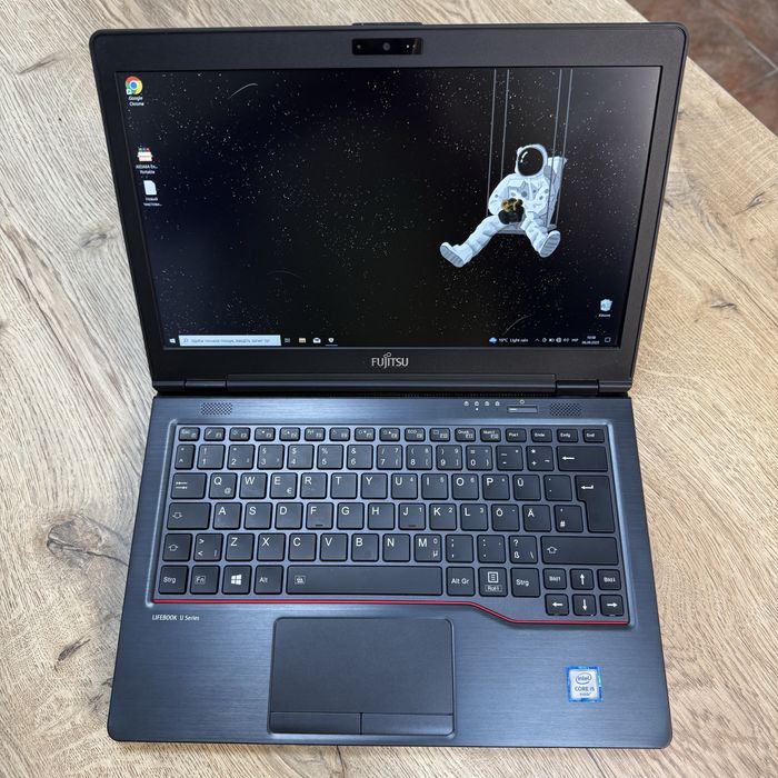 Ноутбук Fujitsu Lifebook U727  i5-6200u/8Gb/256SSD FHD-IPS