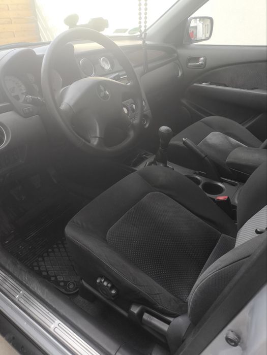 Samochod  Mitsubihi