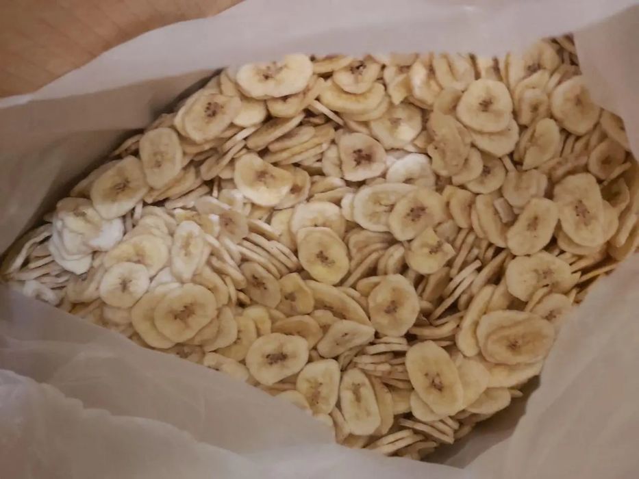 Бананові чіпси 1кг банановые чипсы снек