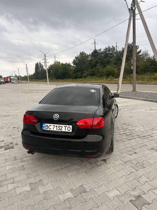 Volkswagen jetty 2011