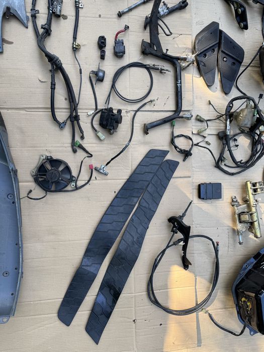 Honda Pantheon 150 owiewka lampa czujnik kiwak instalacja uchwyt wąż