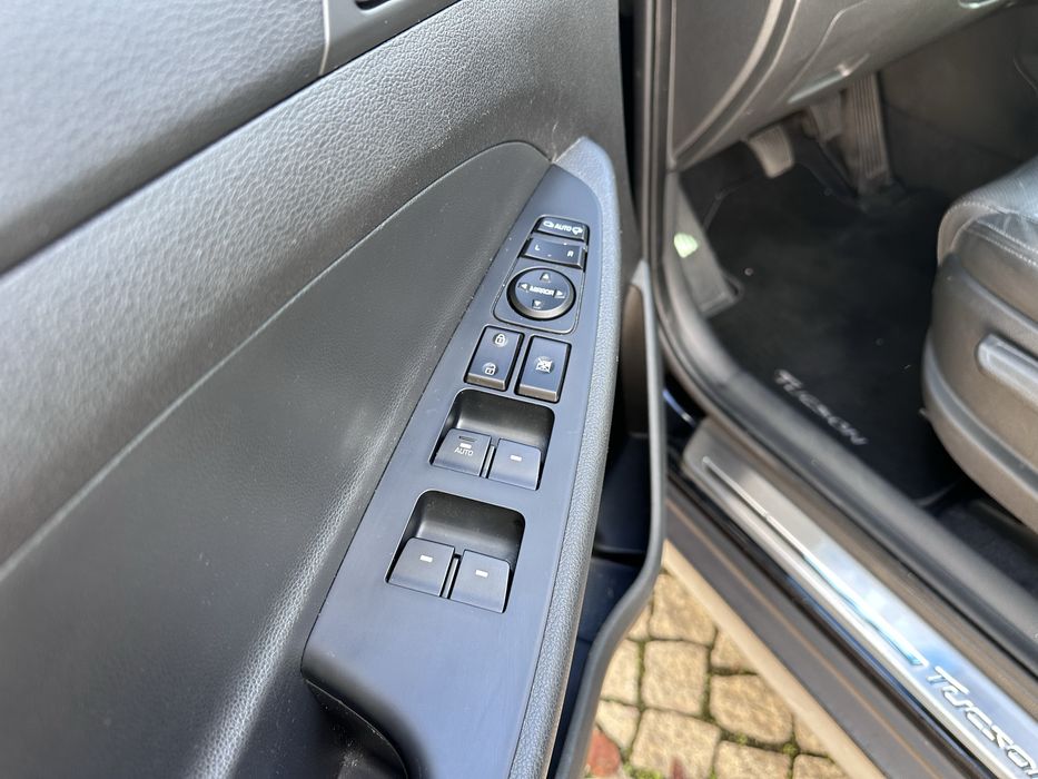 Hyundai Tucson 1.7 CRDI PREMIUM