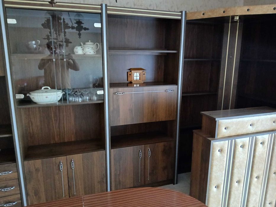 Louceiro/bar apontamentos em pele