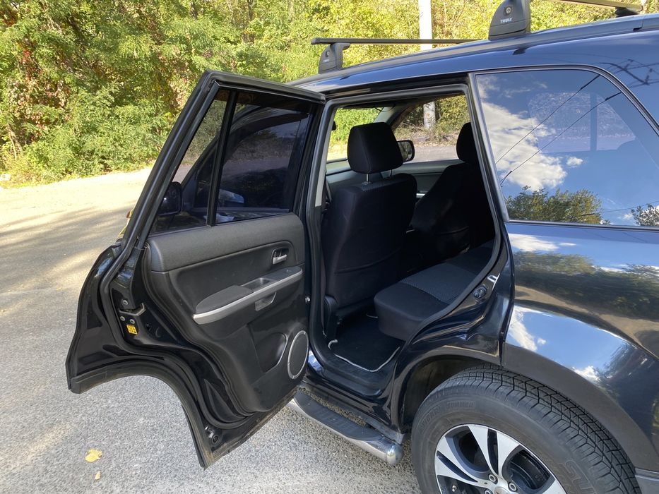 Suzuki Grant Vitara 2.0 бенз