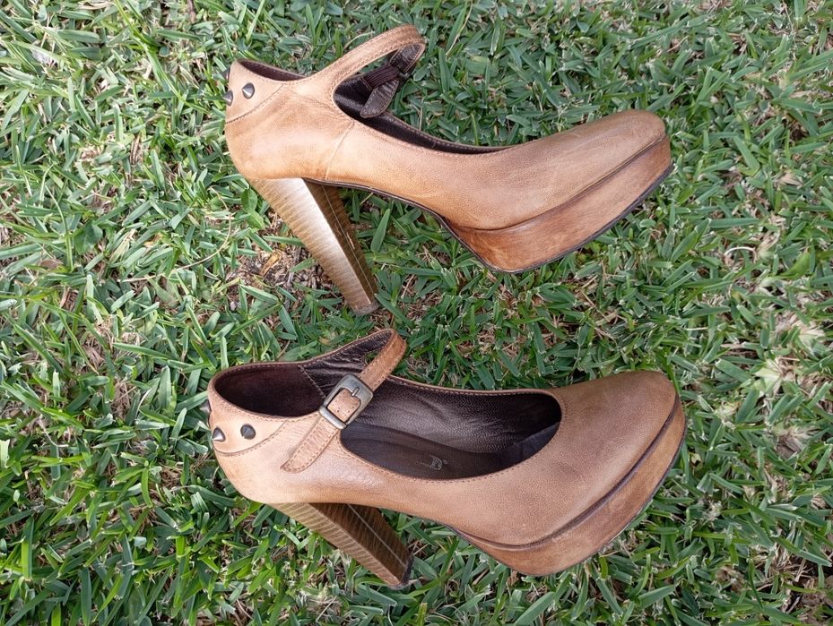 Sapatos de salto alto n. 38 - couro -made um Portugal