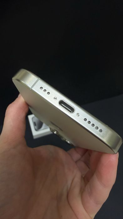 IPhone 15 Pro 256 Gb White состояние нового