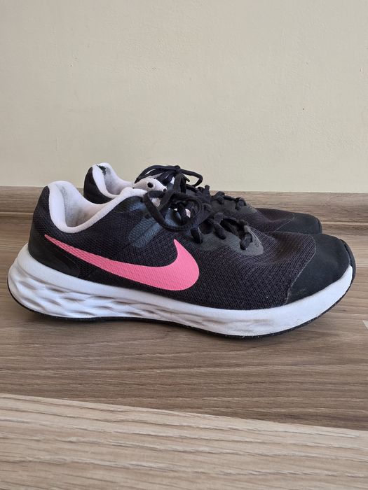 Кросовки Nike 24.5 см