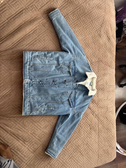 Утеплена джинсова куртка Bershka