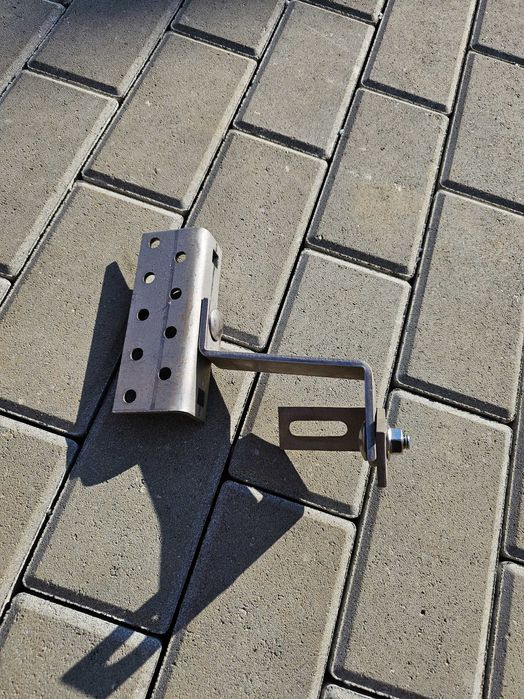 Uchwyt mocowania do paneli fotowoltaicznych VARIO 140mm DACHÓWKA REGULOWANY