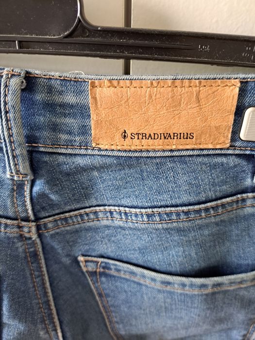 Calças de ganga stradivarius 32