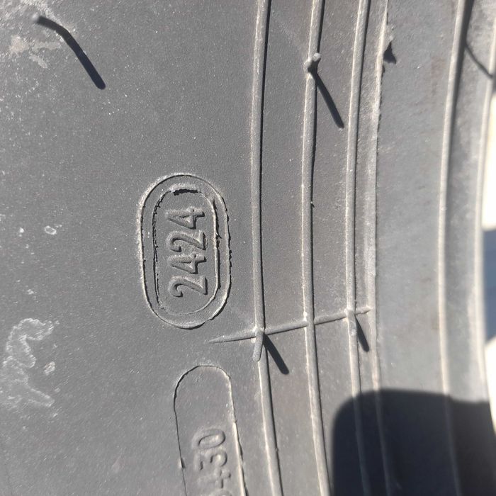 Opona 560/45R22.5 PT-Flot 152D TL Petlas