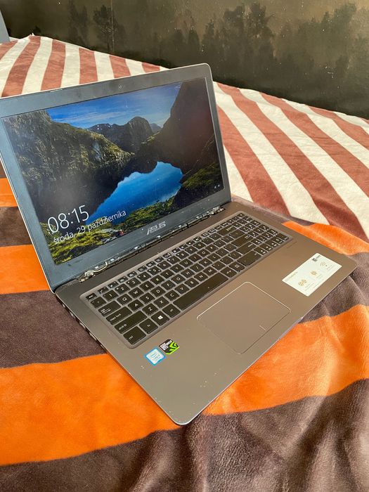 Laptop używany ASUS VivoBook Pro – i5