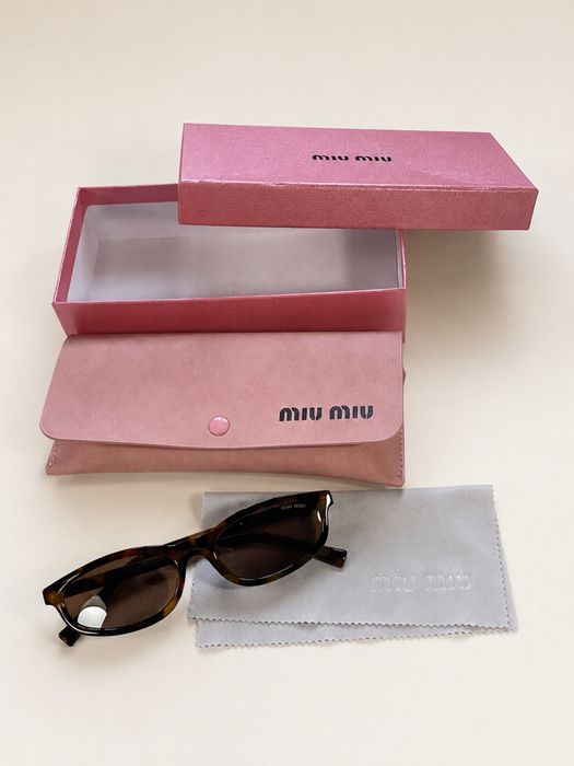 Oculos de Sol Miu Miu