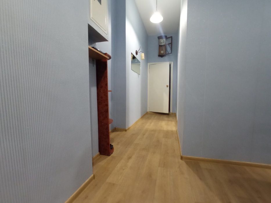 Хостел Київ Гуртожиток Андріївський узвіз Поділ М. Контрактова площа