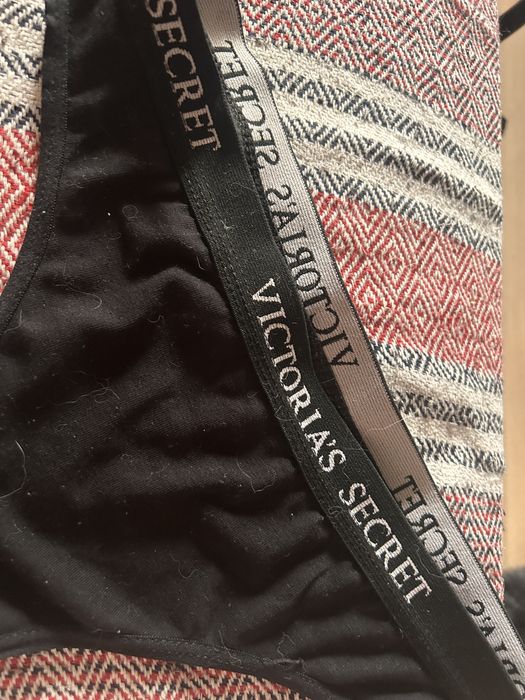 Stringi Victoria’s secret czarne uzywane rozmiar S